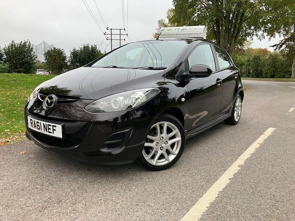 Used Mazda Mazda2 2011 for sale - 76280265: Photo 2