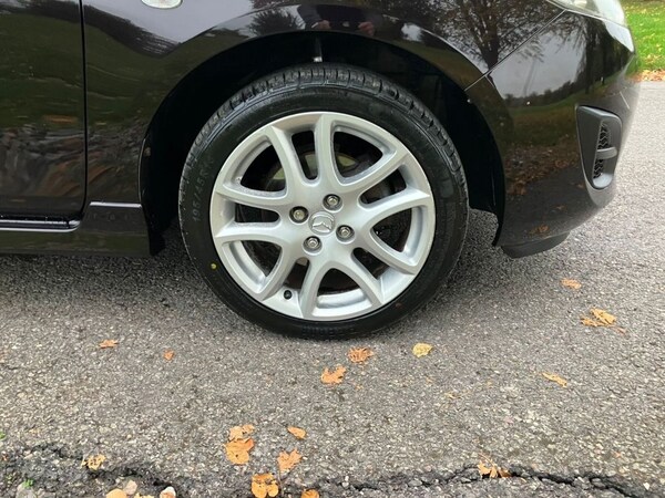 Used Mazda Mazda2 2011 for sale - 76280265: Photo 7