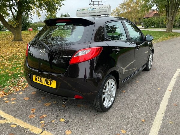 Used Mazda Mazda2 2011 for sale - 76280265: Photo 8