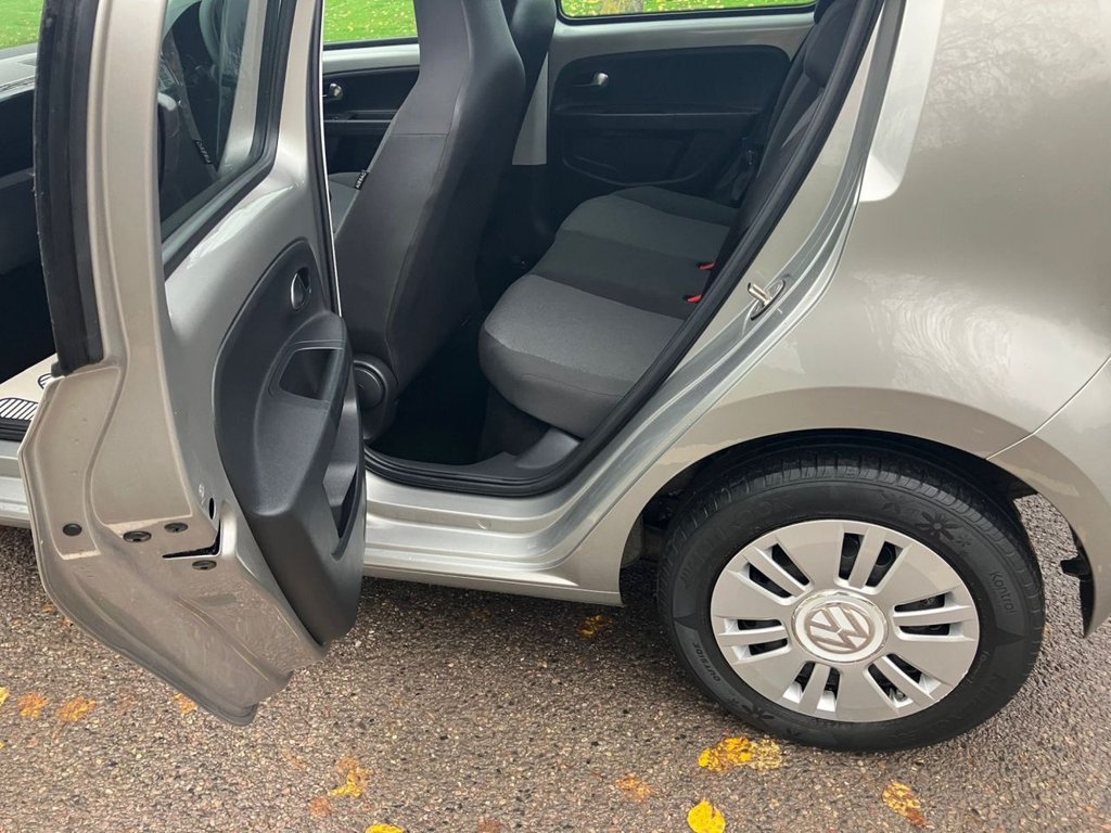 Used Volkswagen up! 2015 for sale - 76582599: Photo 17