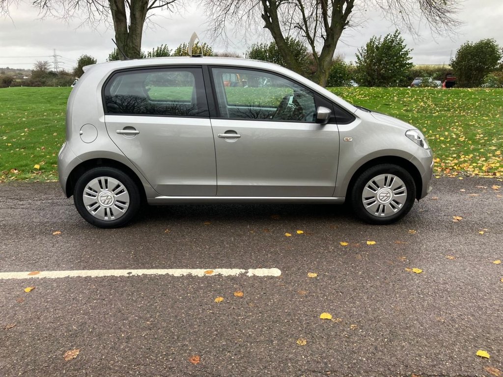 Used Volkswagen up! 2015 for sale - 76582599: Photo 3