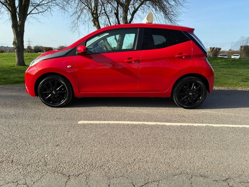 Used Toyota AYGO 2017 for sale - 77693098: Photo 15