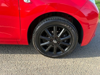 Used Toyota AYGO 2017 for sale - 77693098: Photo