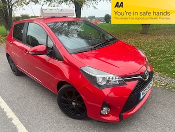 Used Toyota Yaris 2015 for sale - 76235673: Photo