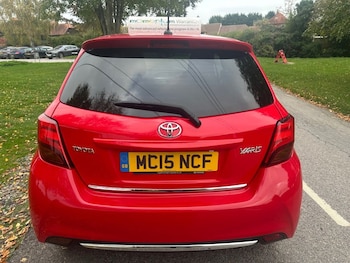 Used Toyota Yaris 2015 for sale - 76235673: Photo