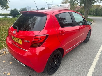 Used Toyota Yaris 2015 for sale - 76235673: Photo