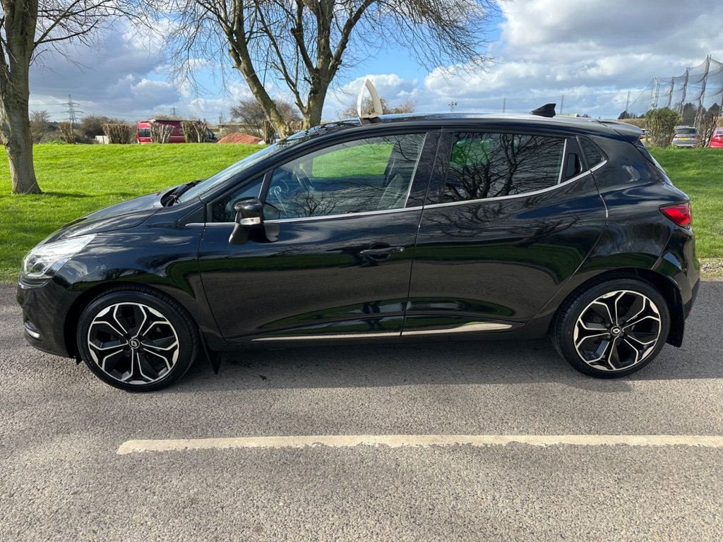 Used Renault Clio 2019 for sale - 77835985: Photo 12