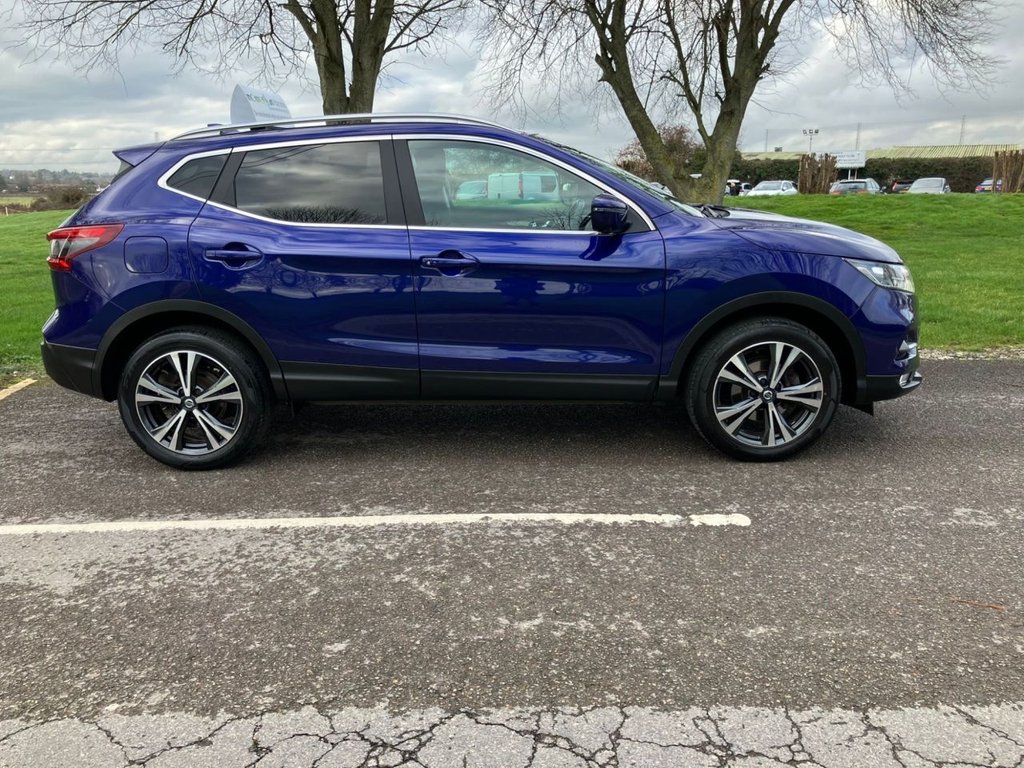Used Nissan Qashqai 2018 for sale - 77356203: Photo 2