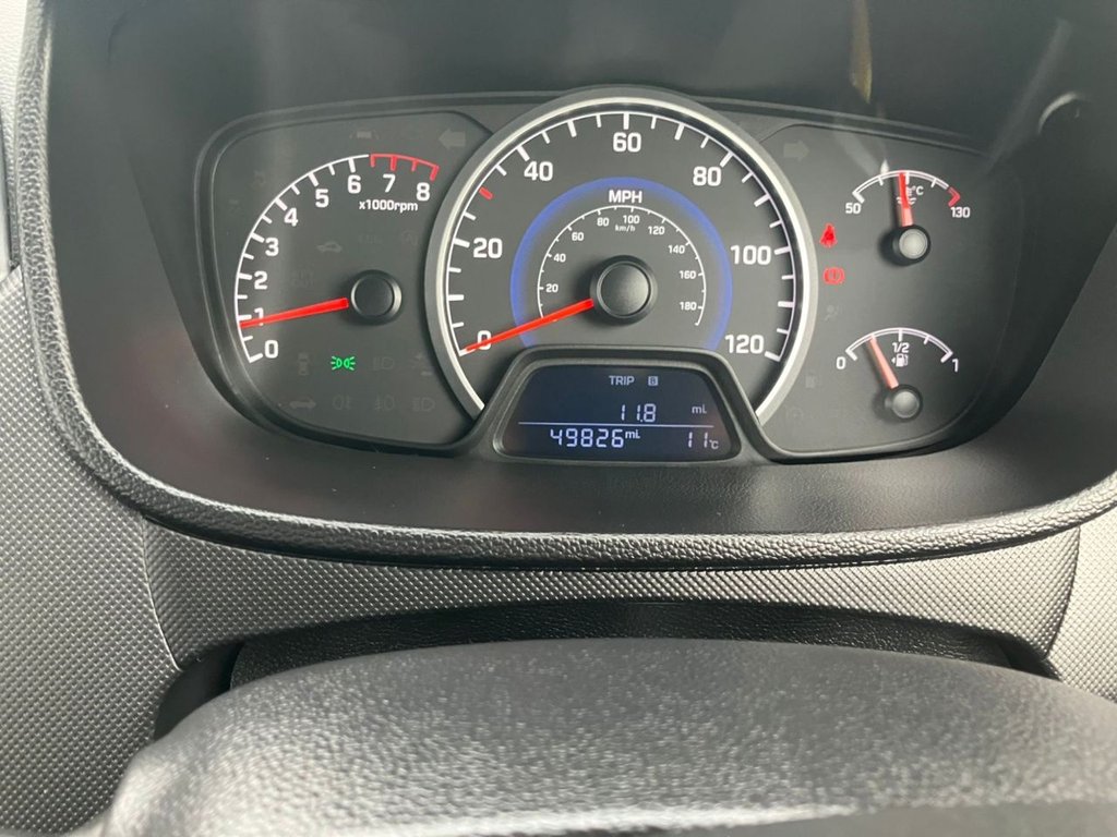 Used Hyundai i10 2018 for sale - 76536109: Photo 5