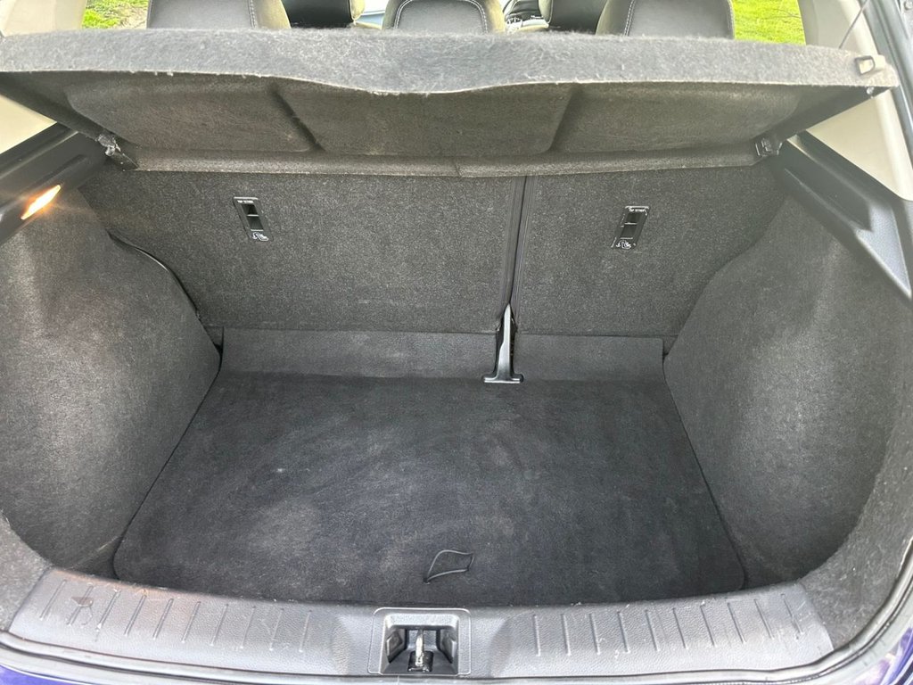 Used Nissan Pulsar 2015 for sale - 77765462: Photo 15