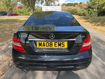 Used Mercedes-Benz C Class 2014 for sale - 79574133: Photo