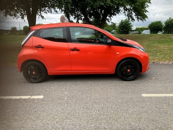 Used Toyota AYGO 2015 for sale - 75275588: Photo