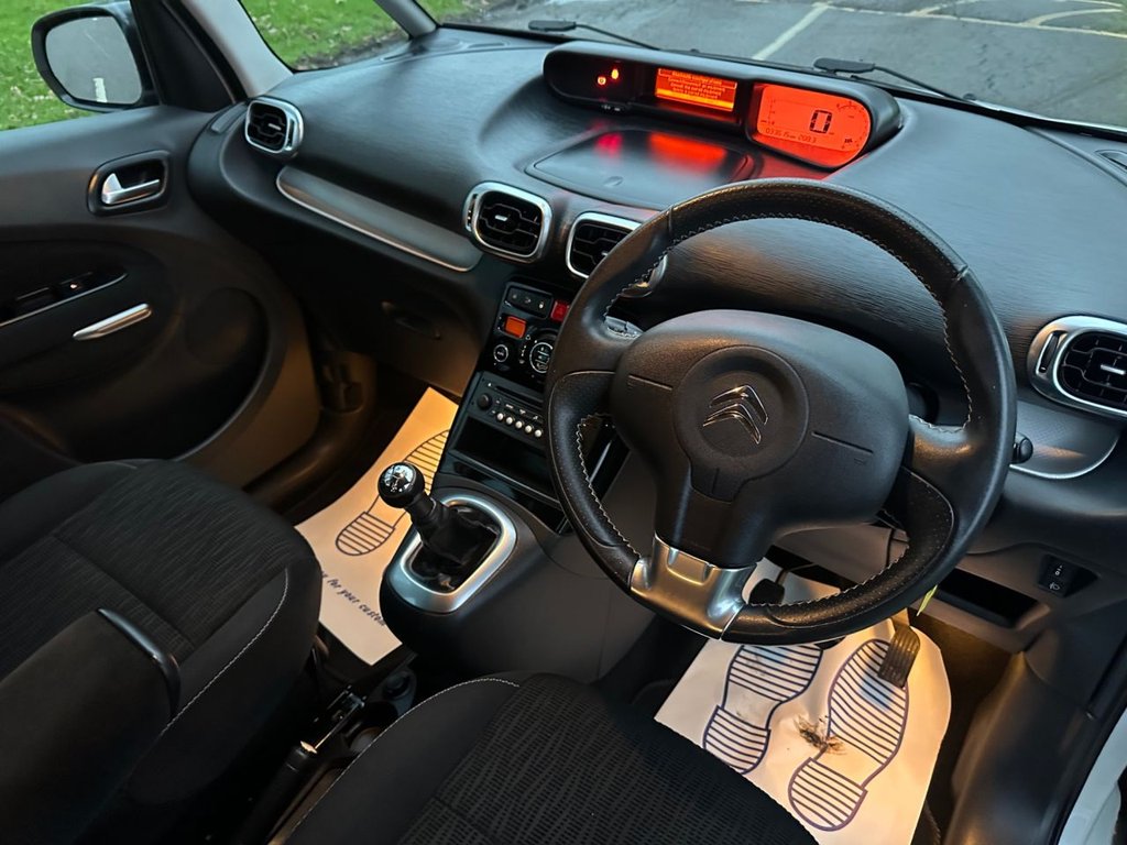 Used Citroen C3 Picasso 2015 for sale - 76724627: Photo 25