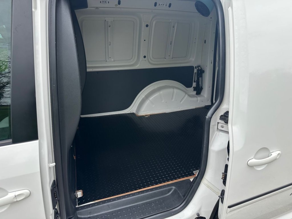 Used Volkswagen Caddy 2012 for sale - 77631771: Photo 10