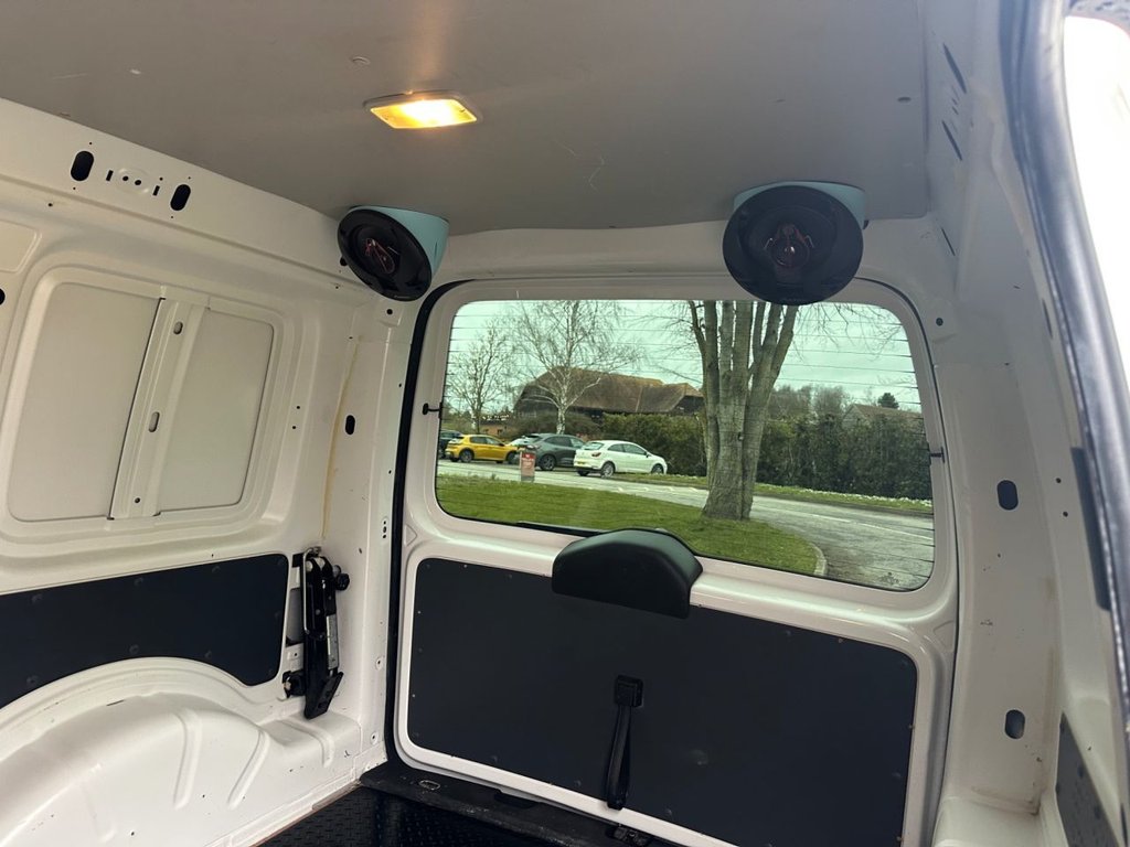 Used Volkswagen Caddy 2012 for sale - 77631771: Photo 15