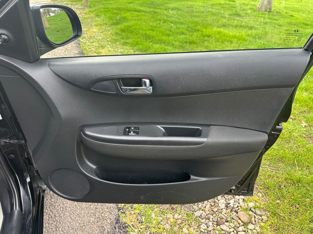 Used Hyundai i20 2014 for sale - 77583364: Photo 18