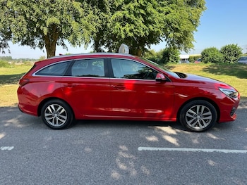 Used Hyundai i30 2018 for sale - 79142506: Photo
