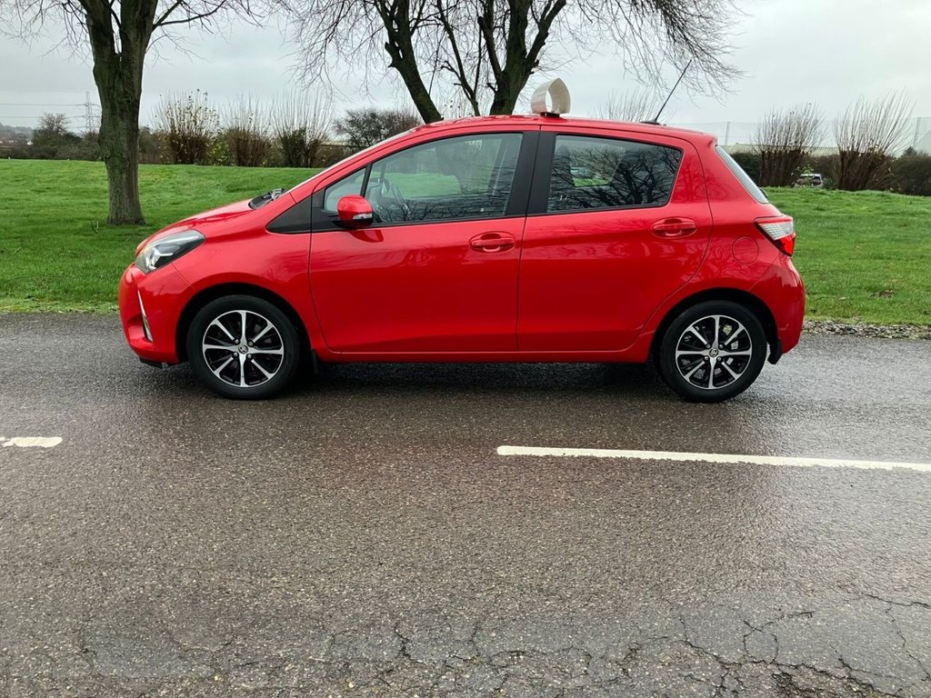 Used Toyota Yaris 2018 for sale - 77007581: Photo 3