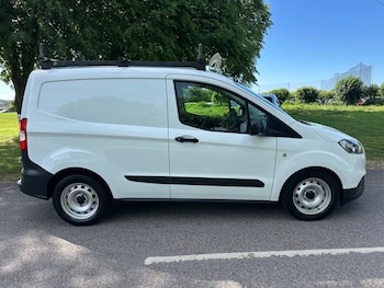 Used Ford Transit Courier 2019 for sale - 78749762: Photo