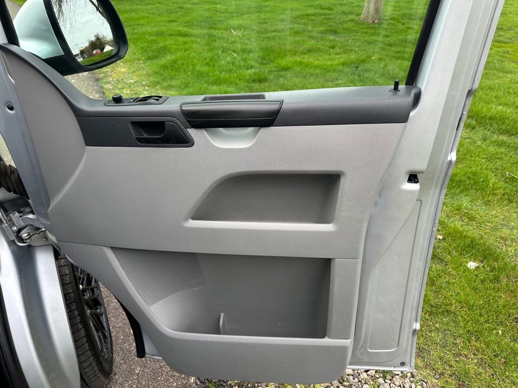 Used Volkswagen Transporter 2014 for sale - 77594090: Photo 12