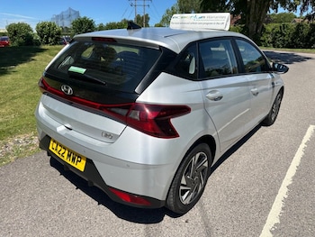 Used Hyundai i20 2022 for sale - 78975363: Photo