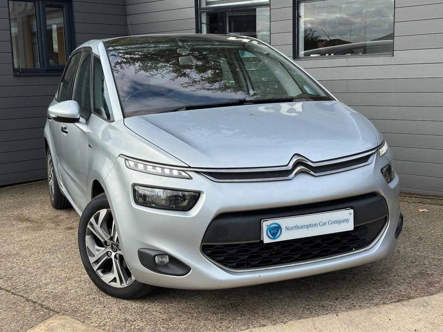Used Citroen C4 Picasso 2014 for sale - 76122574: Photo 1