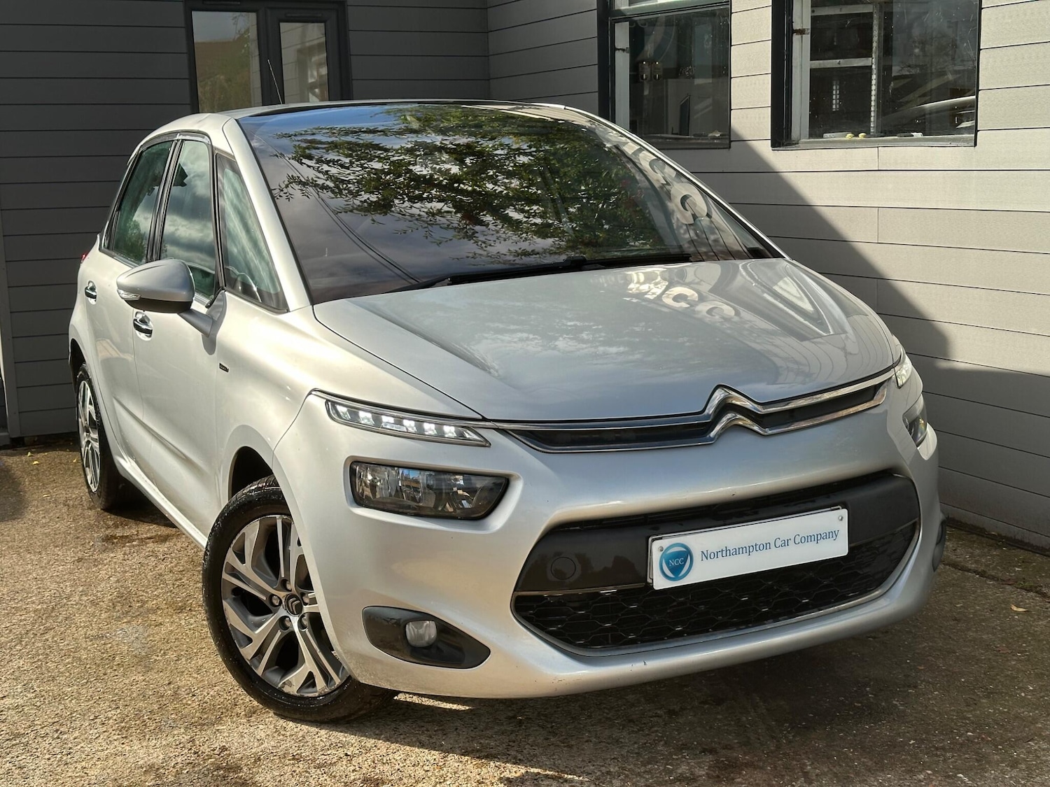 Used Citroen C4 Picasso 2014 for sale - 76122574: Photo 24