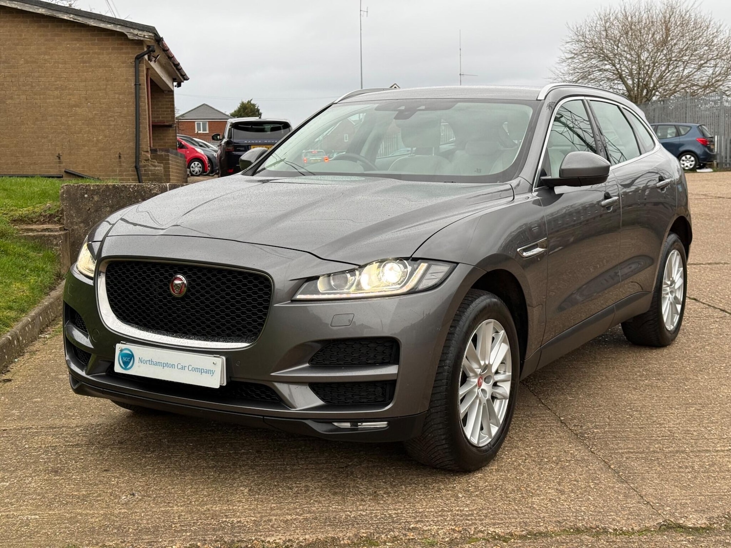 Used Jaguar F-Pace 2019 for sale - 77794455: Photo 9