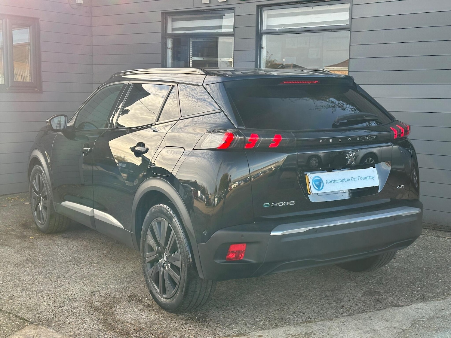 Used Peugeot E-2008 2020 for sale - 76337755: Photo 14