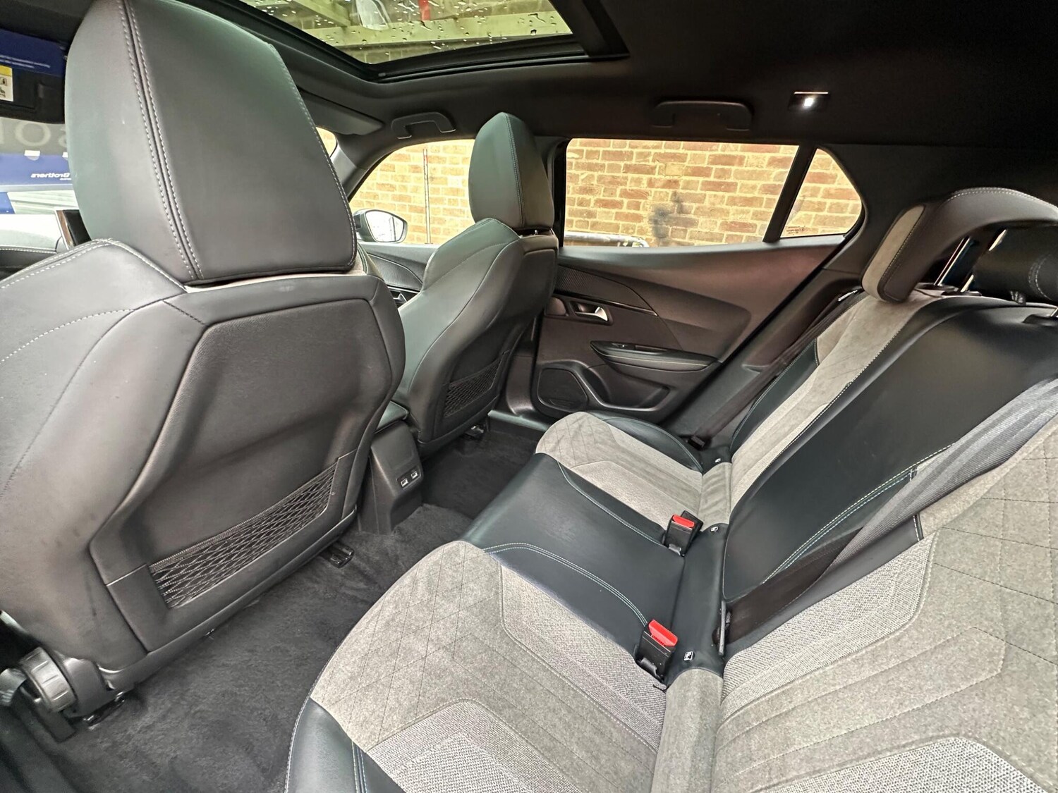 Used Peugeot E-2008 2020 for sale - 76337755: Photo 27