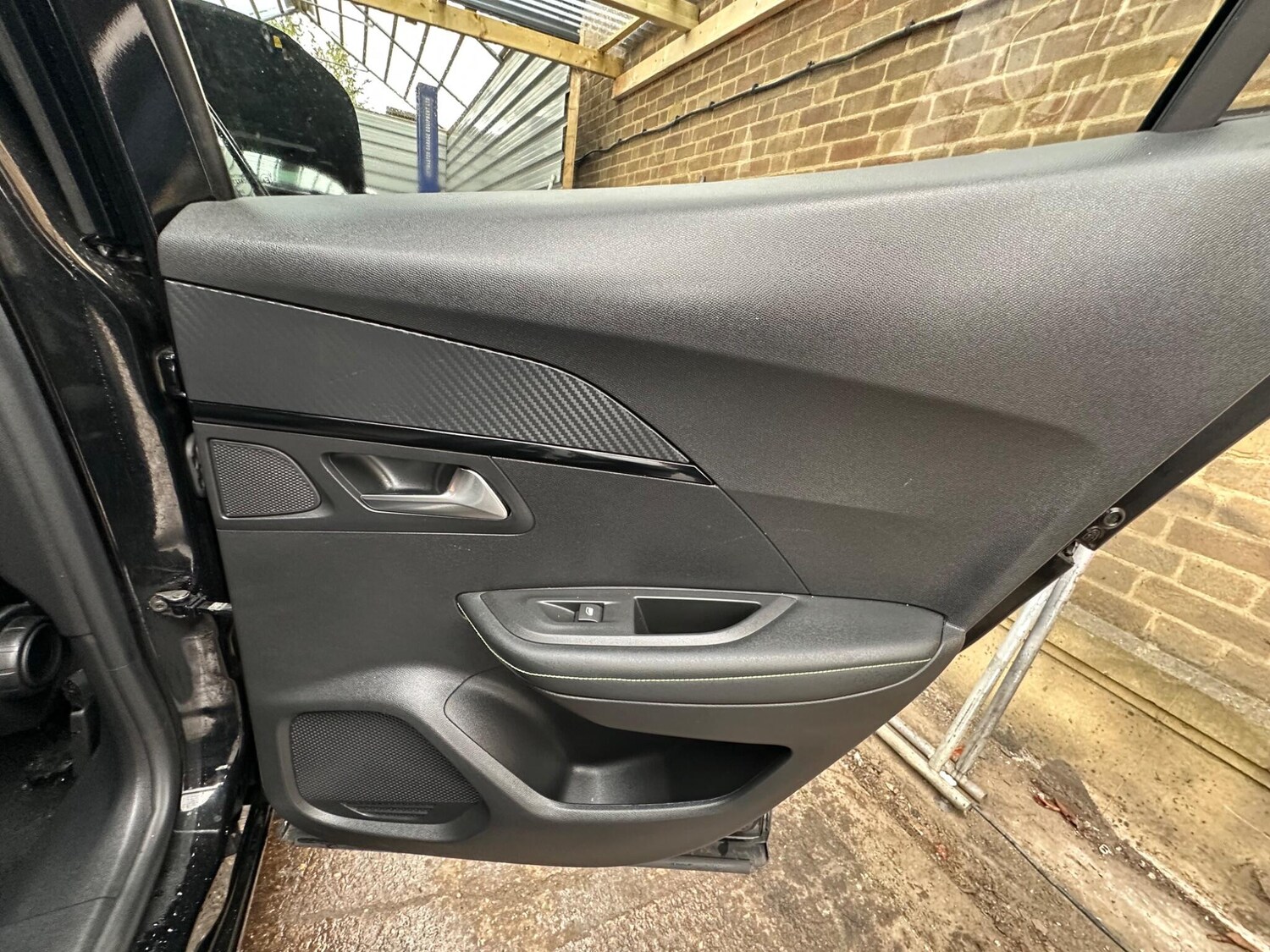 Used Peugeot E-2008 2020 for sale - 76337755: Photo 30