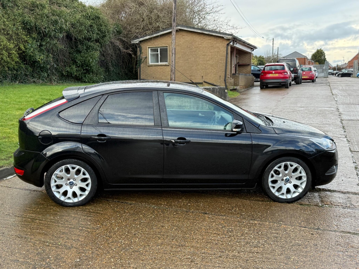 Used Ford Focus 2010 for sale - 77191551: Photo 14
