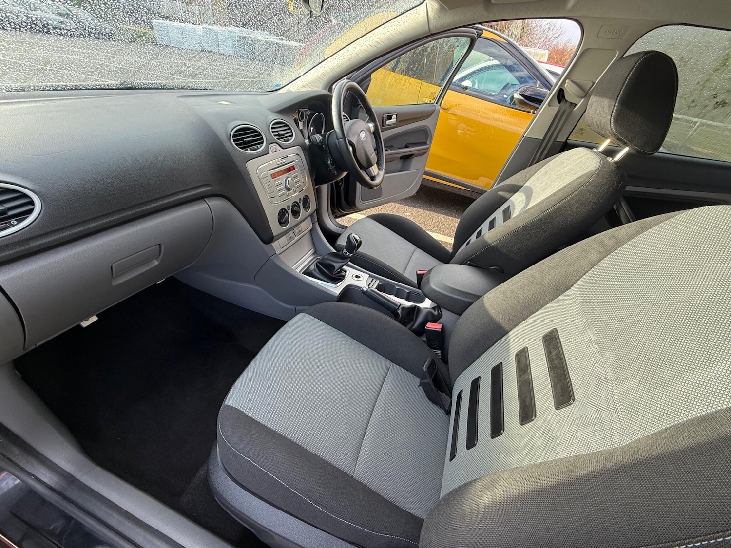 Used Ford Focus 2010 for sale - 77191551: Photo 19