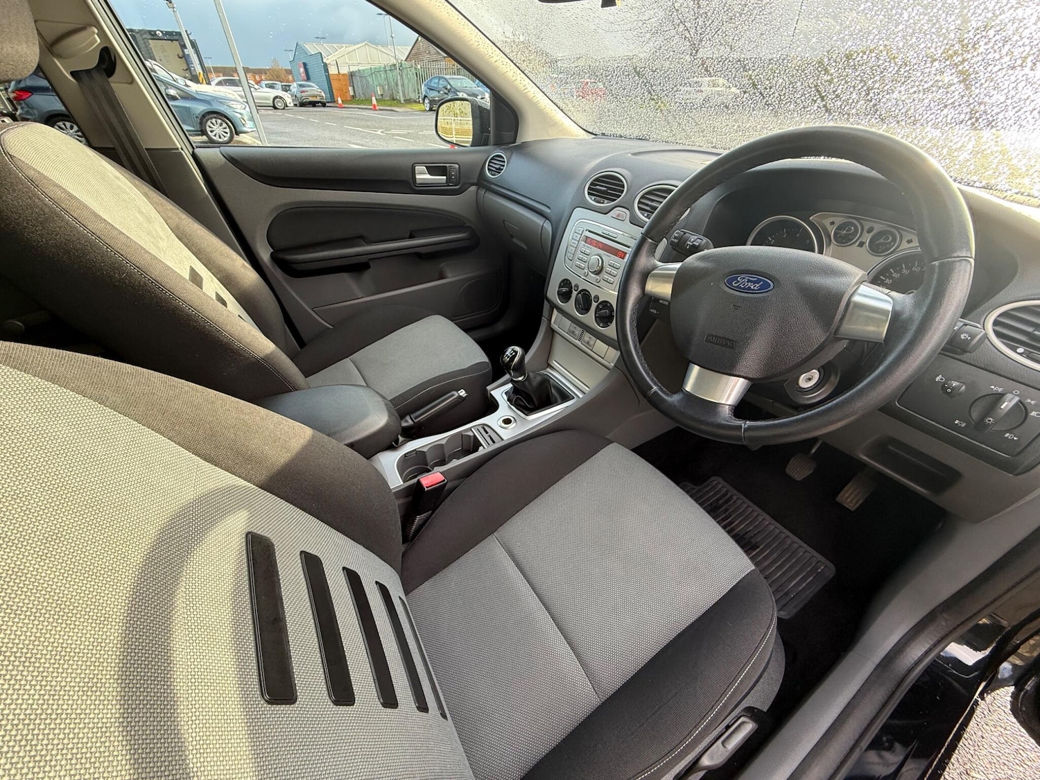 Used Ford Focus 2010 for sale - 77191551: Photo 3