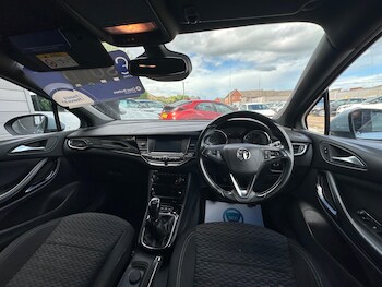 Used Vauxhall Astra 2017 for sale - 78704544: Photo