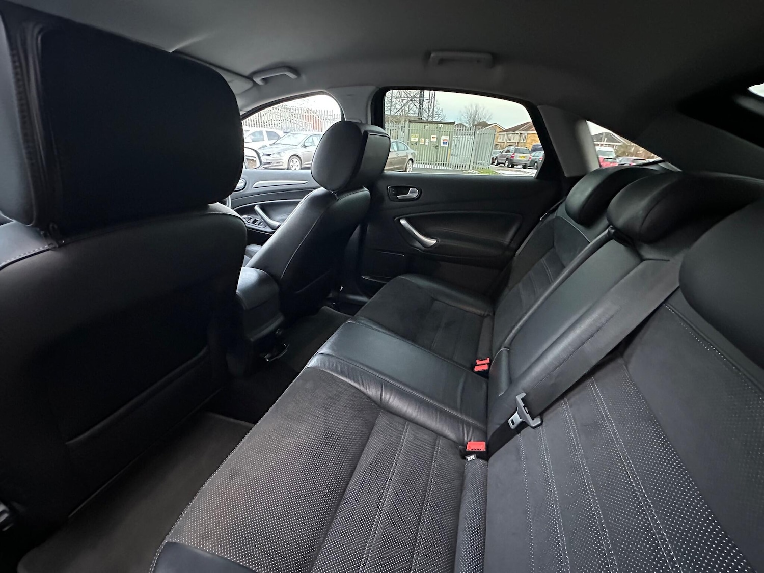 Used Ford Mondeo 2008 for sale - 76700705: Photo 26