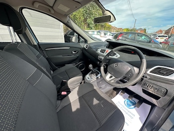 Used Renault Scenic 2011 for sale - 78185801: Photo