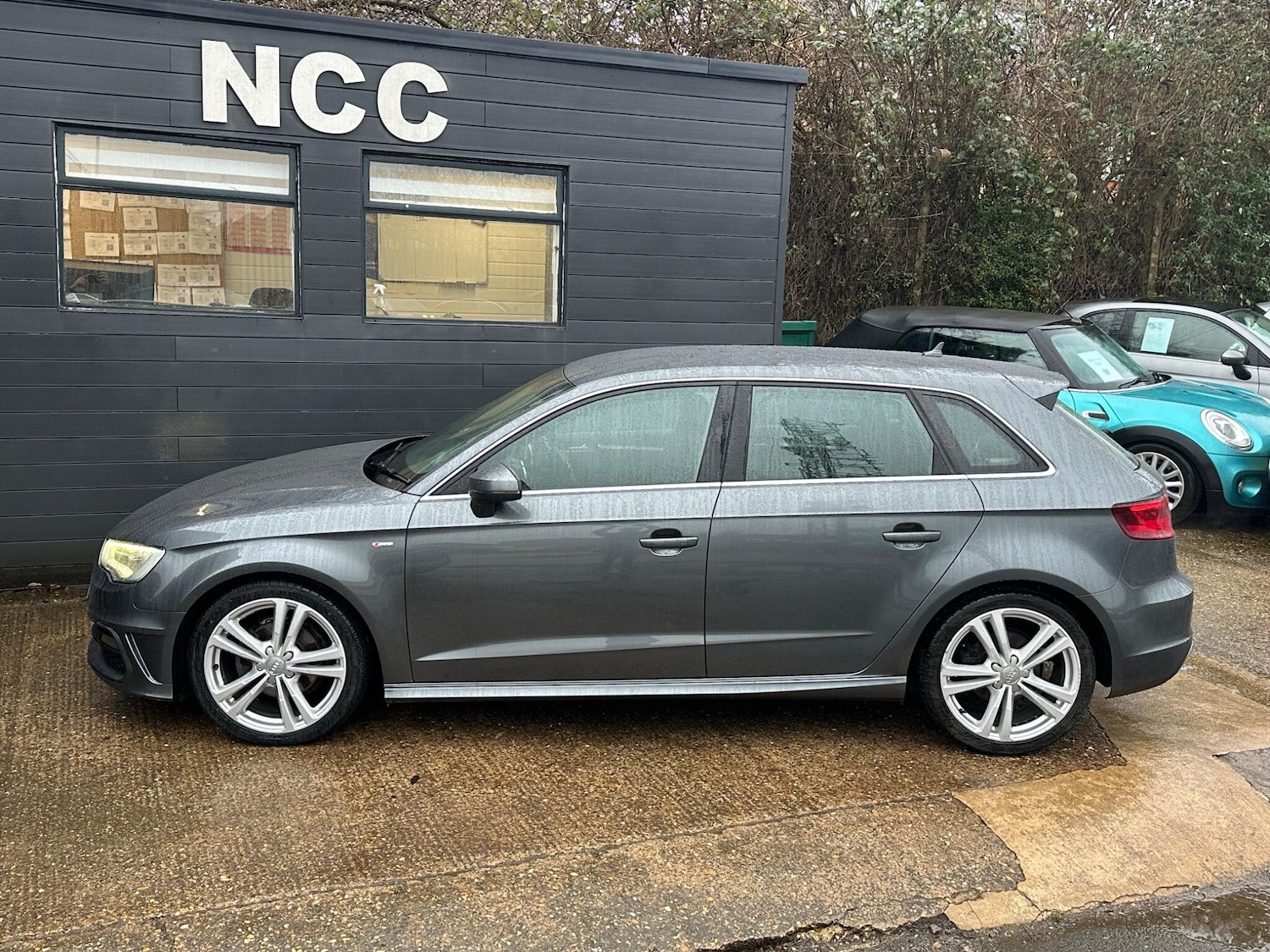 Used Audi A3 2015 for sale - 77524464: Photo 15