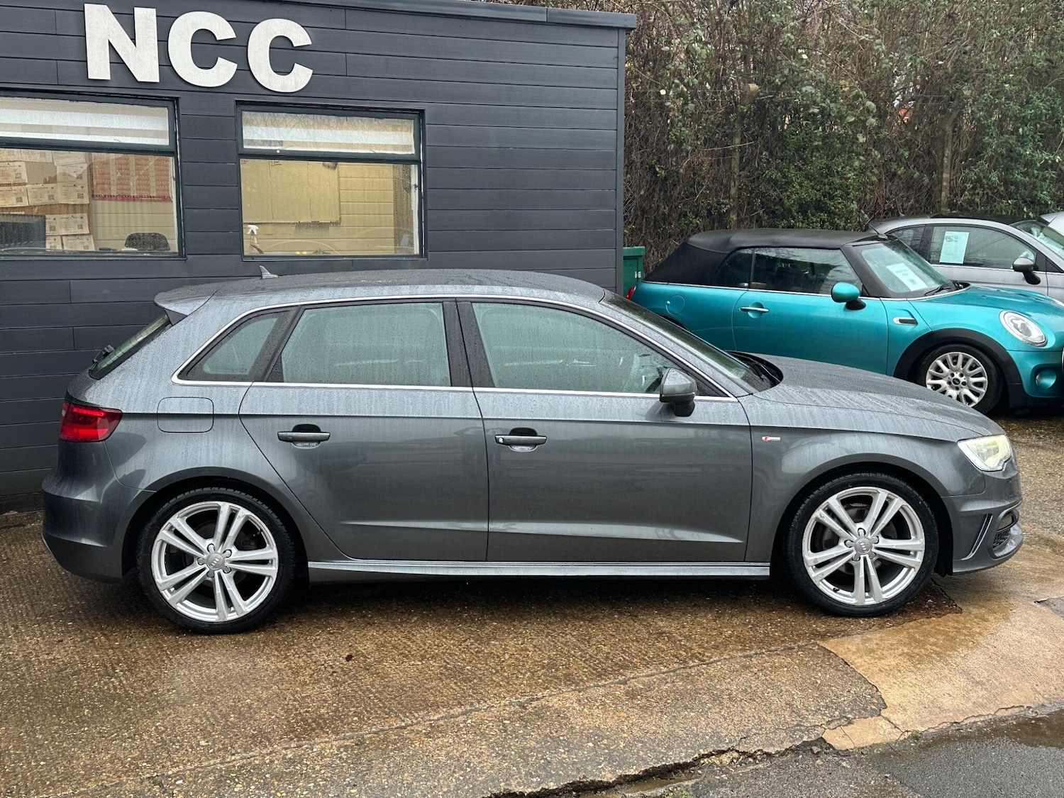 Used Audi A3 2015 for sale - 77524464: Photo 6