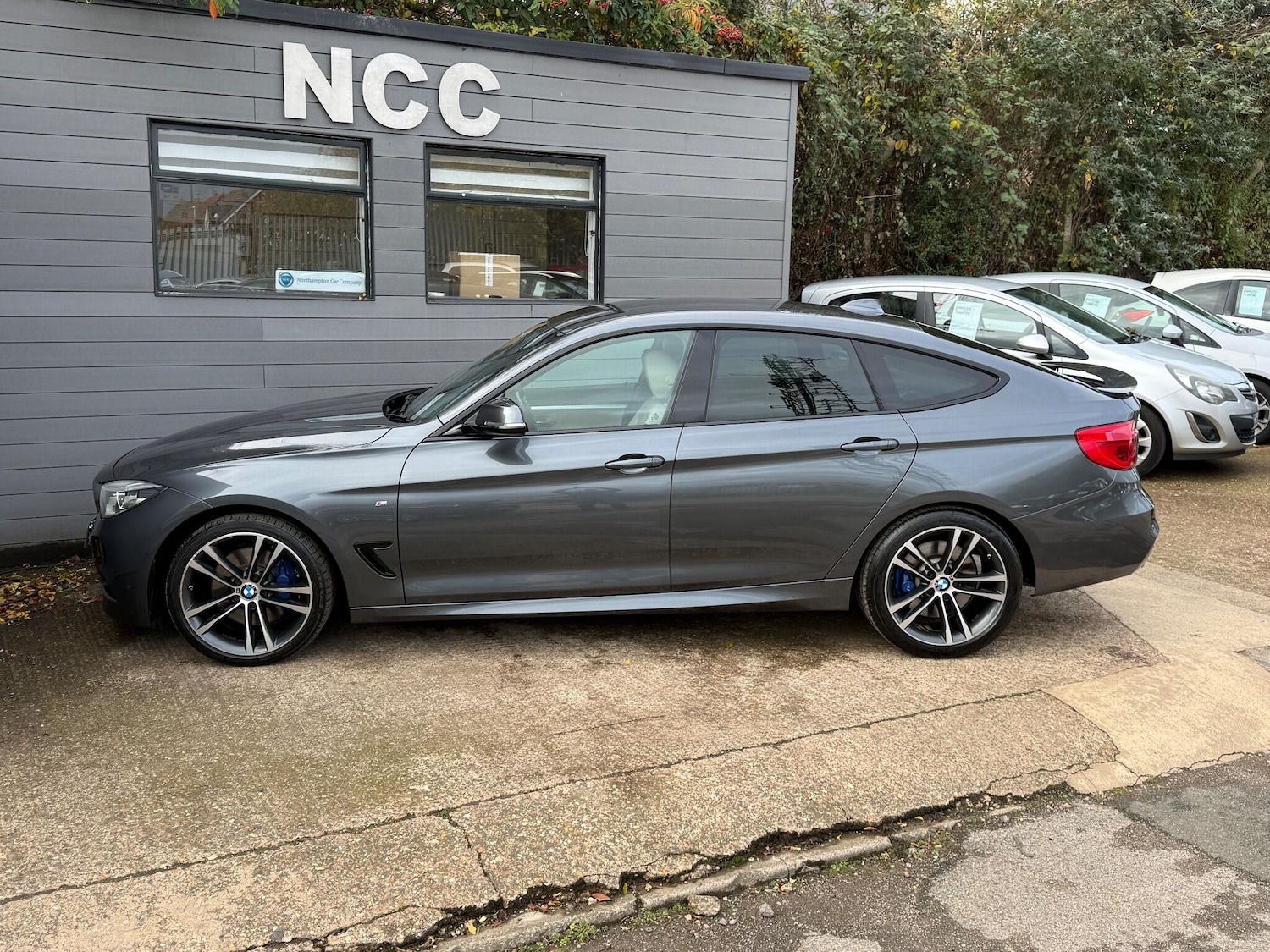 Used BMW 3 Series Gran Turismo 2016 for sale - 76398361: Photo 10