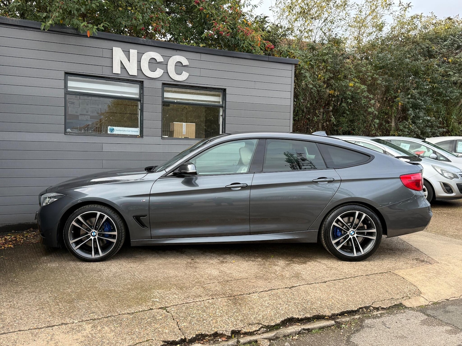 Used BMW 3 Series Gran Turismo 2016 for sale - 76398361: Photo 11