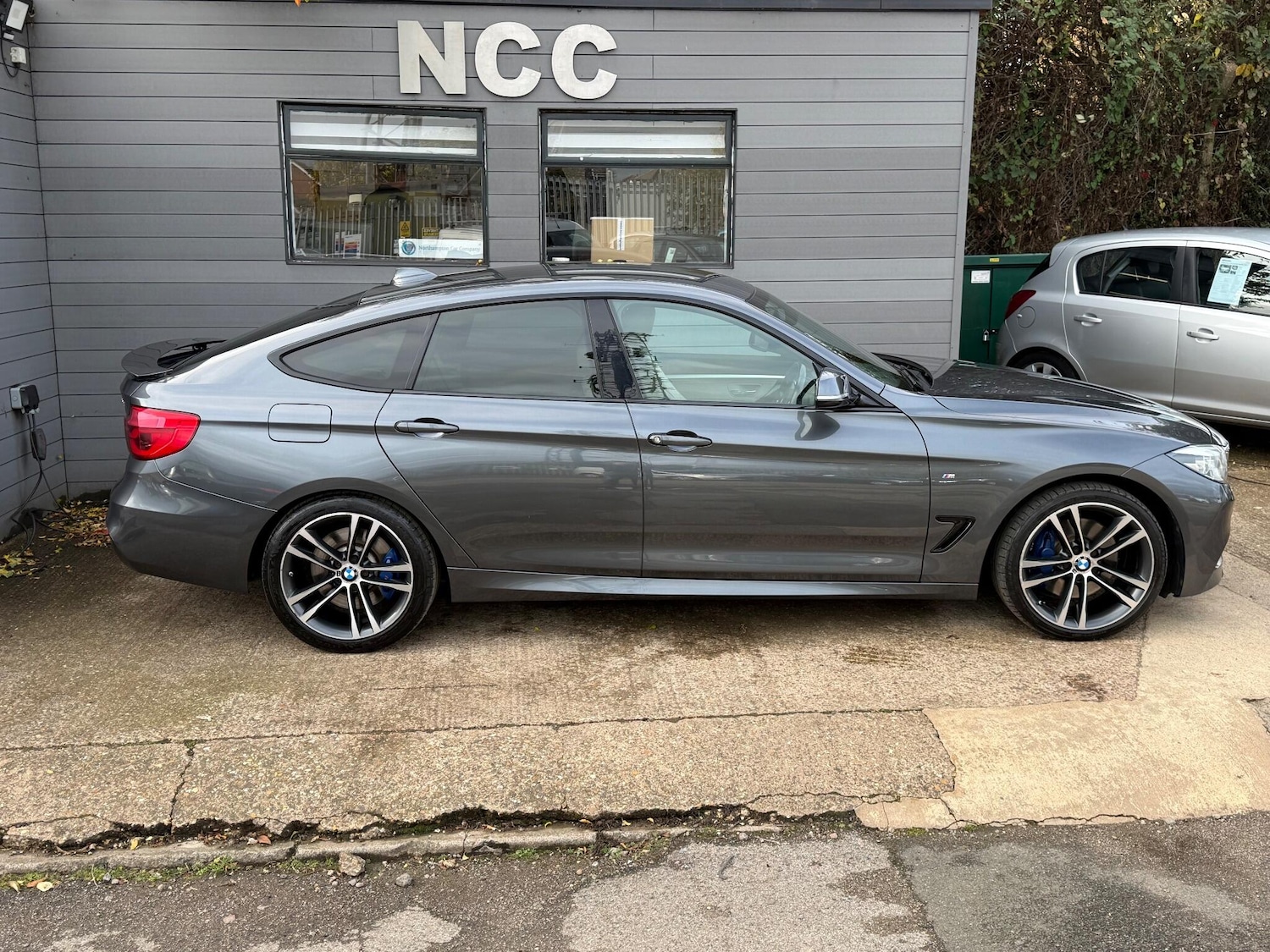 Used BMW 3 Series Gran Turismo 2016 for sale - 76398361: Photo 14