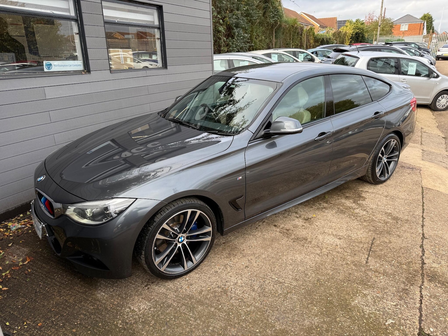 Used BMW 3 Series Gran Turismo 2016 for sale - 76398361: Photo 5