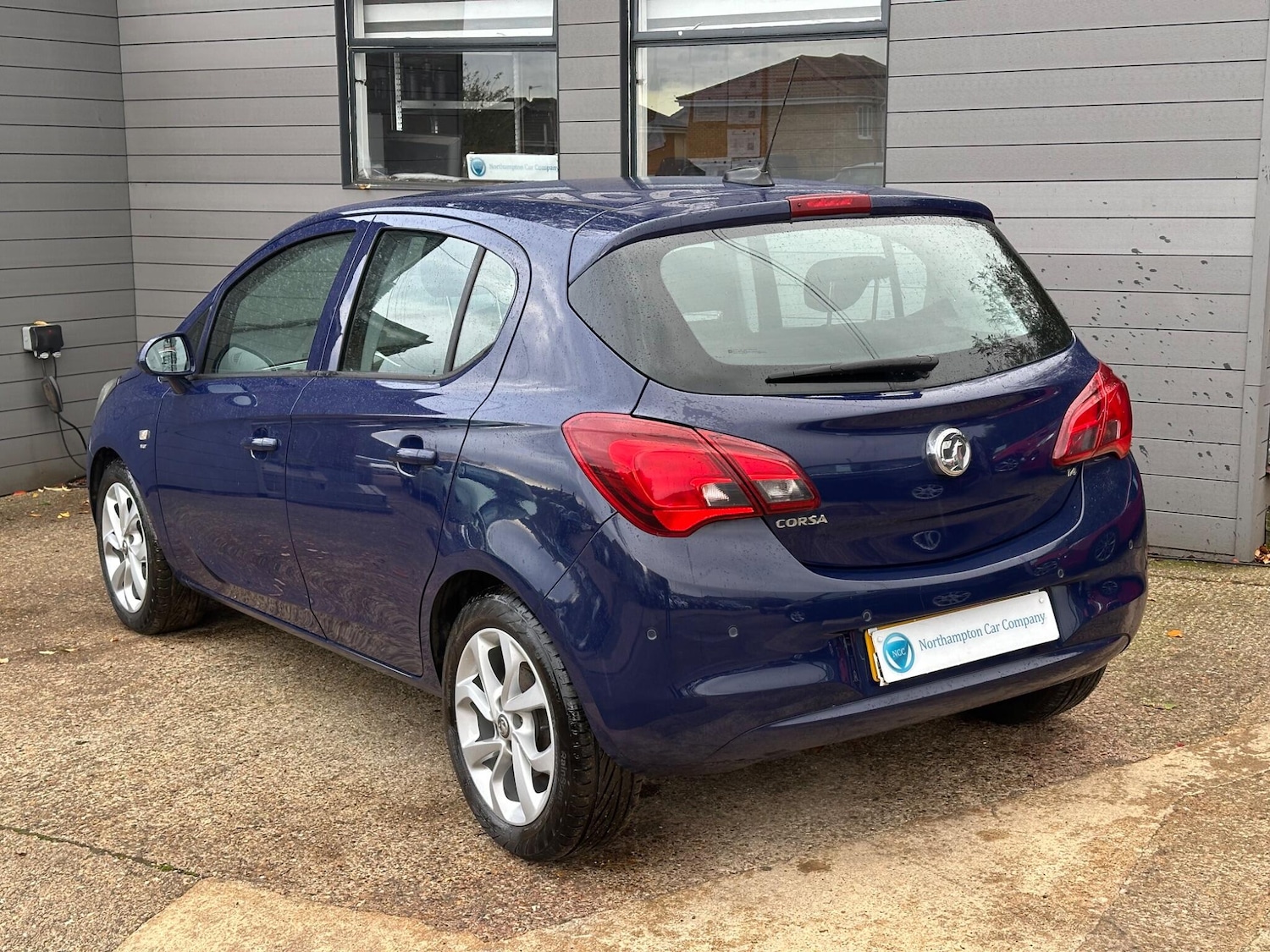 Used Vauxhall Corsa 2016 for sale - 76337862: Photo 2