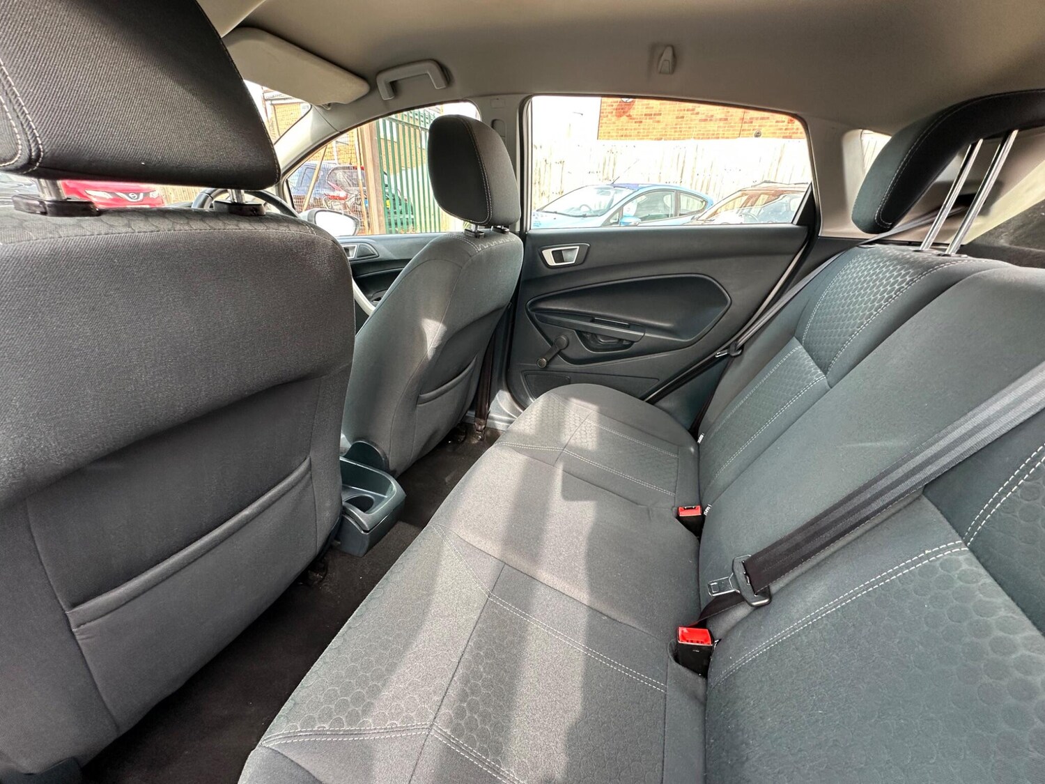 Used Ford Fiesta 2012 for sale - 75809902: Photo 24