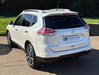 Used Nissan X-Trail 2017 for sale - 77824076: Photo