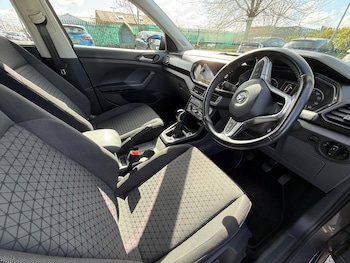 Used Volkswagen T-Cross 2020 for sale - 77957904: Photo