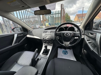 Used Mazda Mazda3 2010 for sale - 75458857: Photo