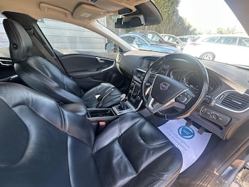Used Volvo V40 2013 for sale - 79348463: Photo