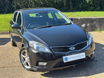 Used Kia Ceed 2010 for sale - 77769139: Photo